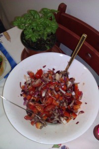 onion-tomato-pepper salad